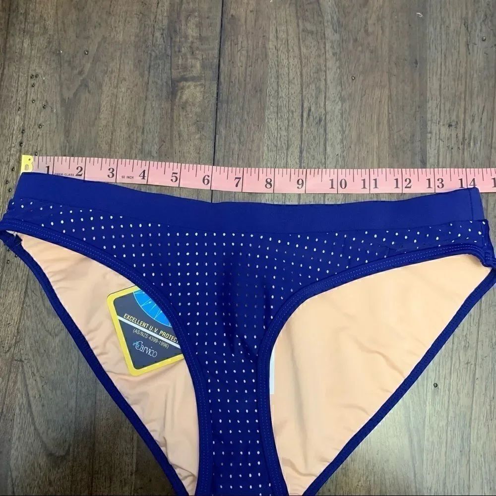 Fabletics | Bikini Bottom - Picture 4 of 6